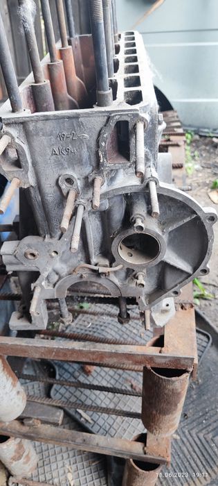 Блок 402 двигателя