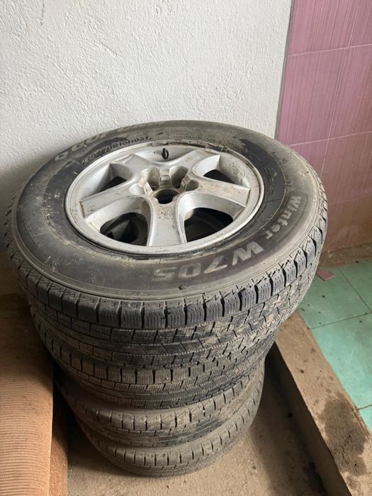Зимние шины комплект