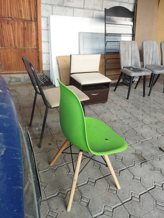 Стулья офисные 2 шт.