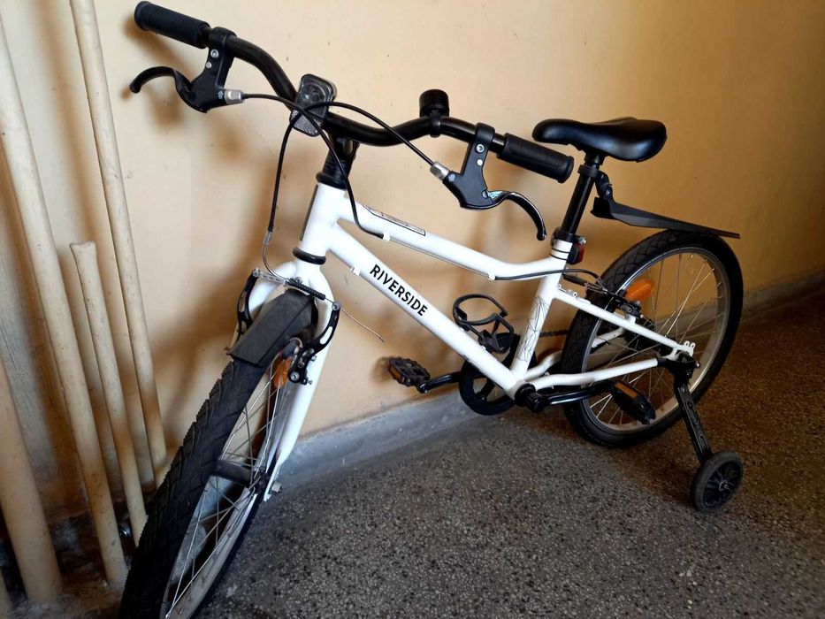 Продавам Детско Колело