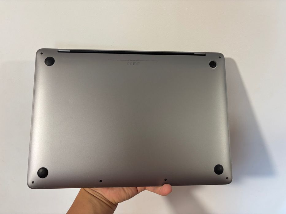 Macbook Pro 13 inch M1 A2338 - display spart - pentru piese