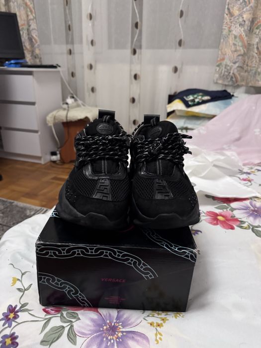 Versace Chain Reaction