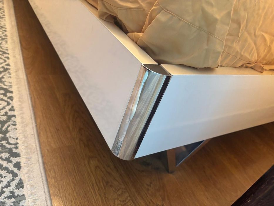 Продам Диван , кровать