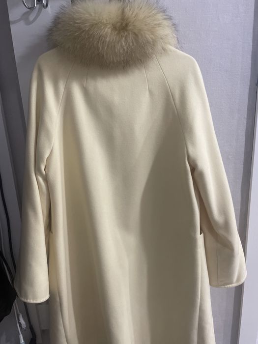 Продам пальто демисезонное