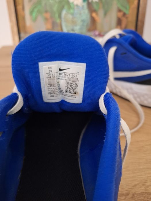 Pantofi sport Nike, pentru băieti, mărimea 37