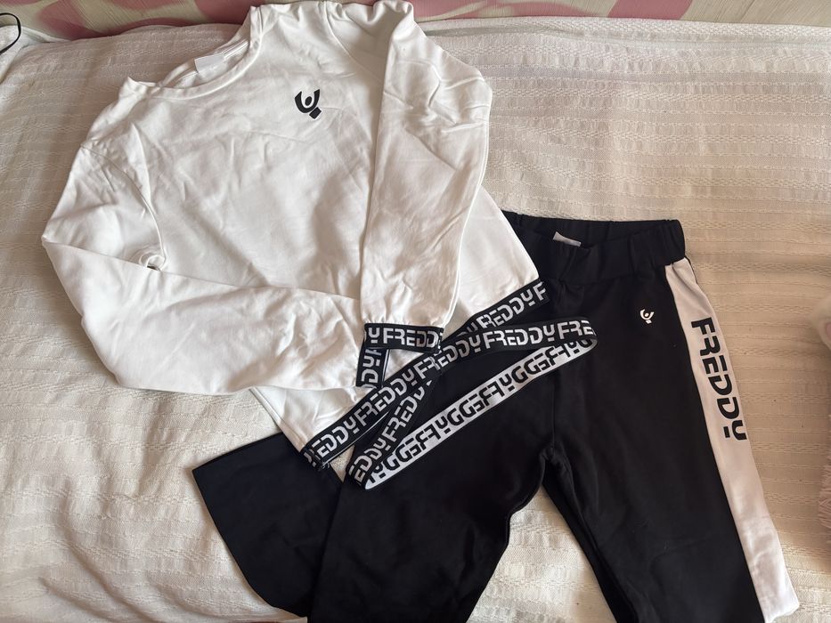 Продавам комплект на FREEDY