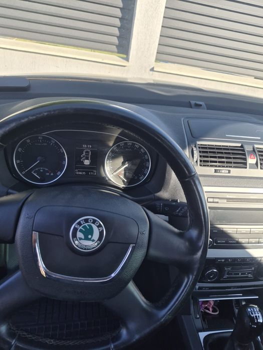 SKODA Octavia 2010 — imagine 4