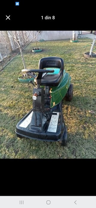 Tractoras de tuns gazonul si de carat