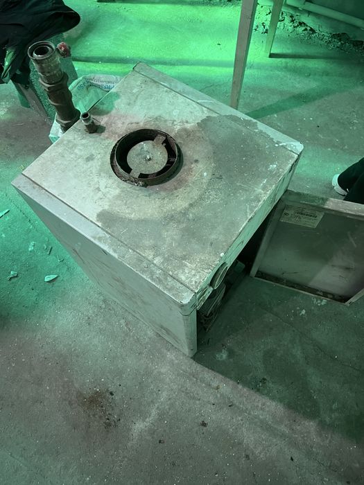 Печка газовая напольная