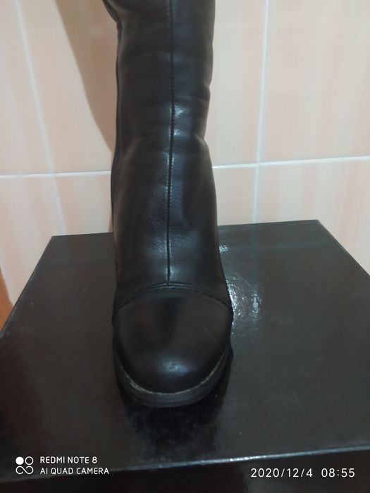 Продам зимние сапоги