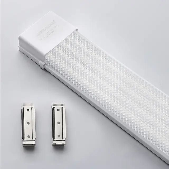 Лед лампа Led 120 см 180W 9000К ярка студено бяла