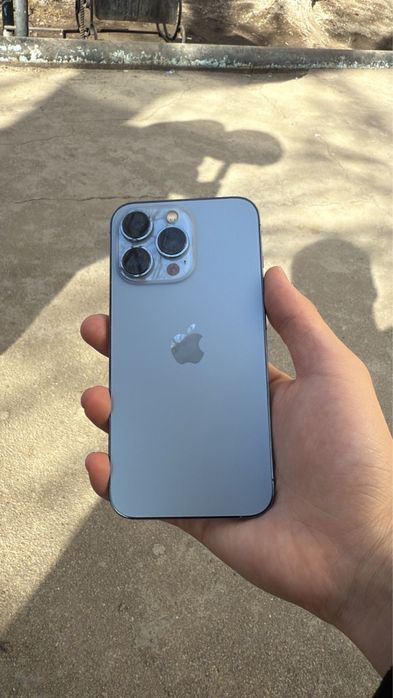 Продам Iphone 13 pro