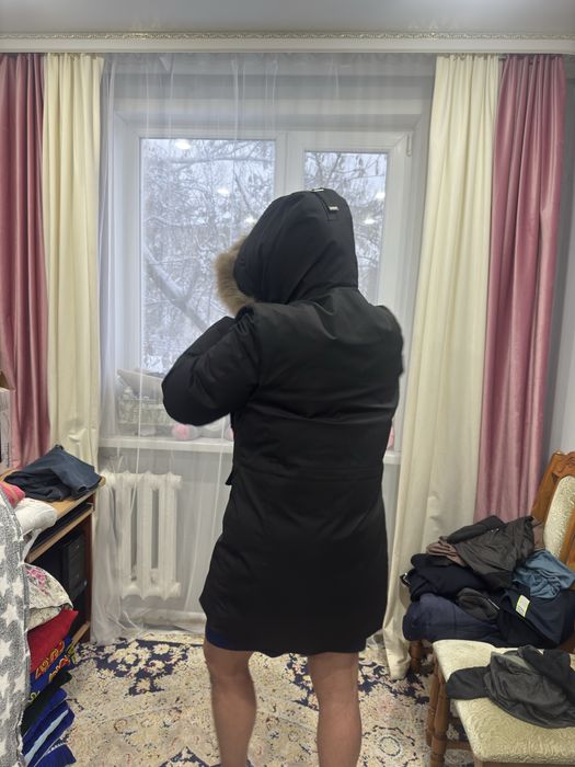 Продам куртку новая