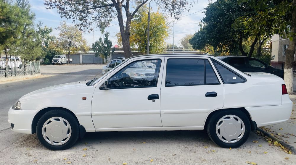 Нексия 2 донс 1.6 прастой бўлб тўлашга берилади