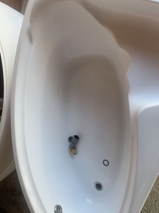 Cada + chiuveta de baie +dulap și oglinda baie