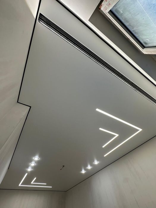 Натяжной потолок Mega Gloose