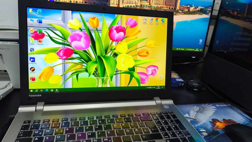 Бърз Лаптоп Toshiba с Intel Core i7 / 16Gb RAM / GeForce 950M 4Gb/ SSD