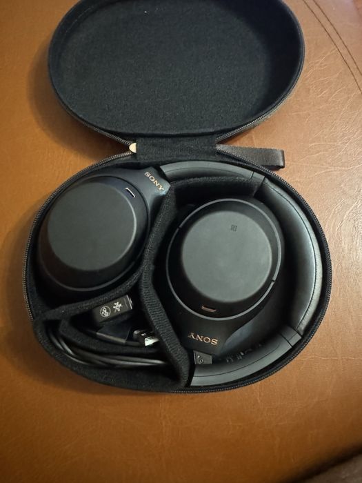 Căsti Sony WH-1000XM4