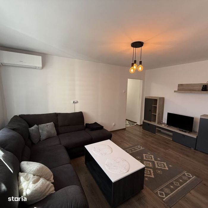 Apartament cu 2 cam. etaj 3, Zona Oituz