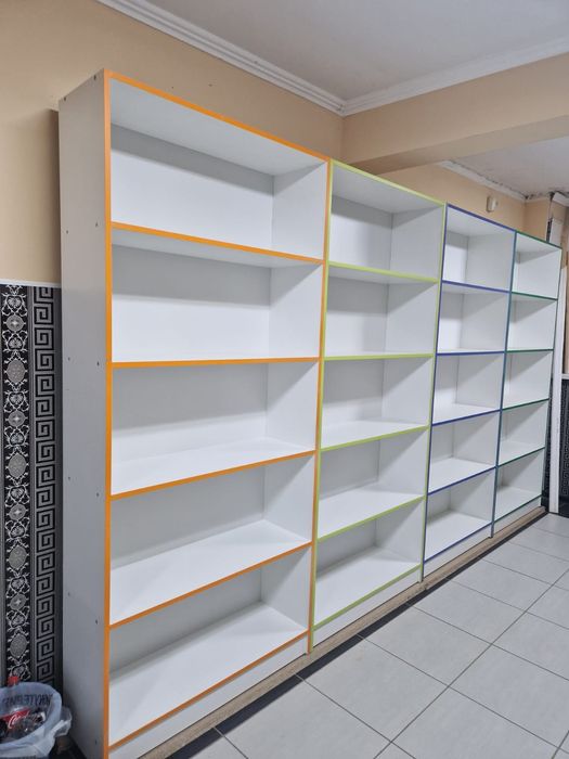Продам  витрины стеллажи полки