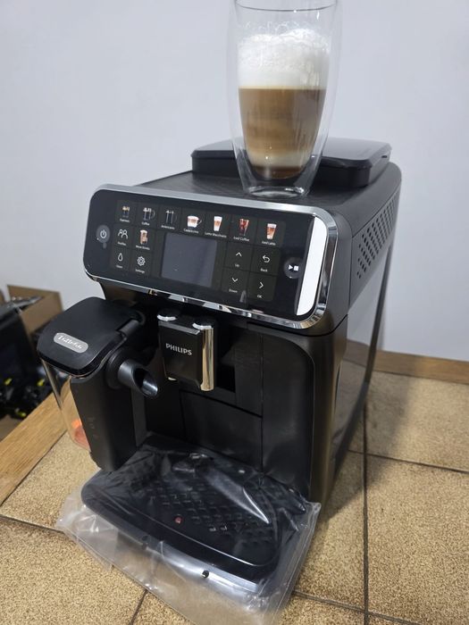 Espressor Philips seria 5500 Black 20 preparate