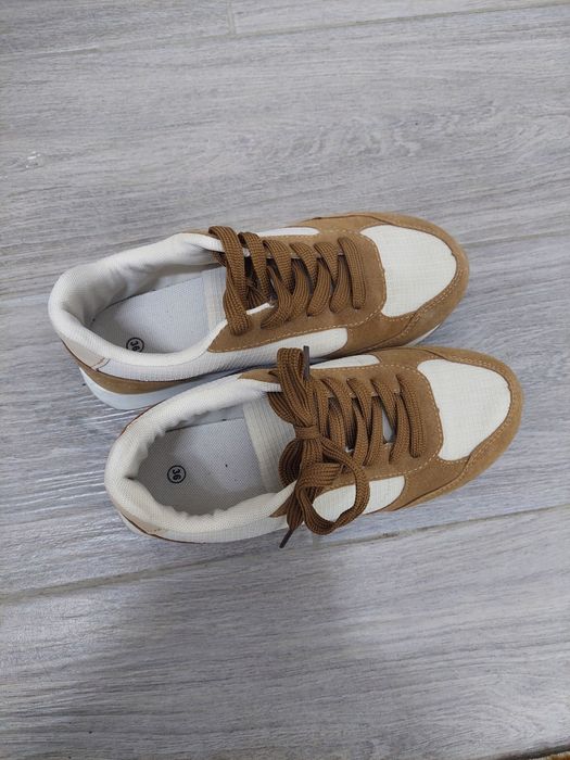 Маратонки 36номер