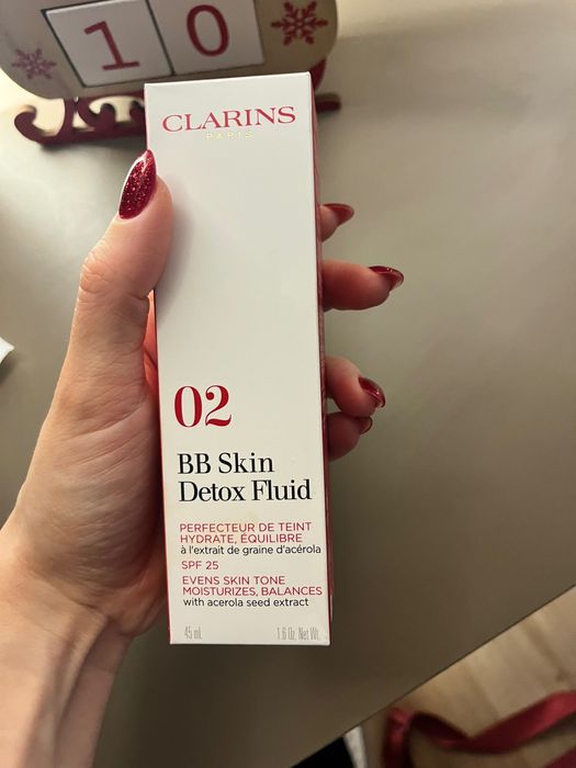 Clarins BB Skin Detox Fluid