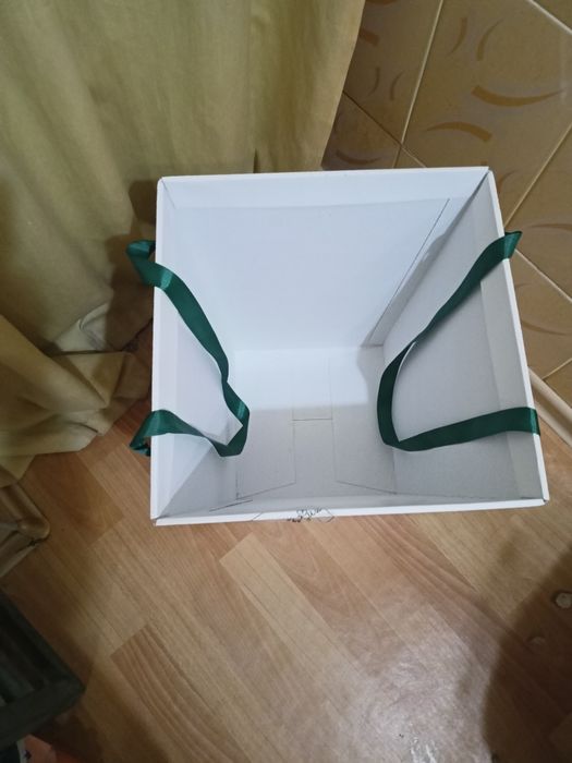 Подарочные две коробки для букетов цветов