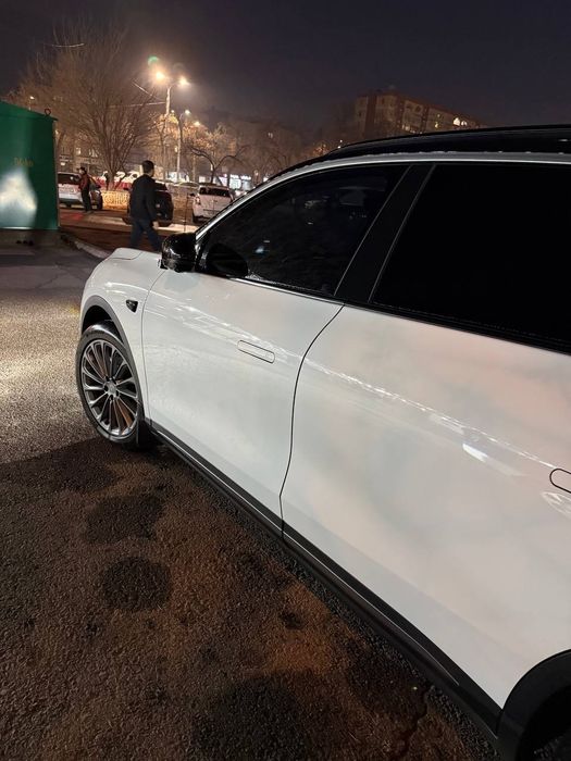 Leapmotor c11 gibrid oq rang