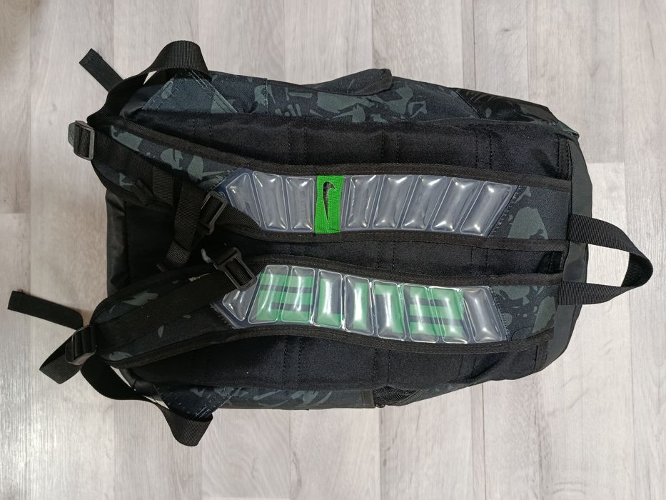 Продаю рюкзак Nike Elite V2 Backpack