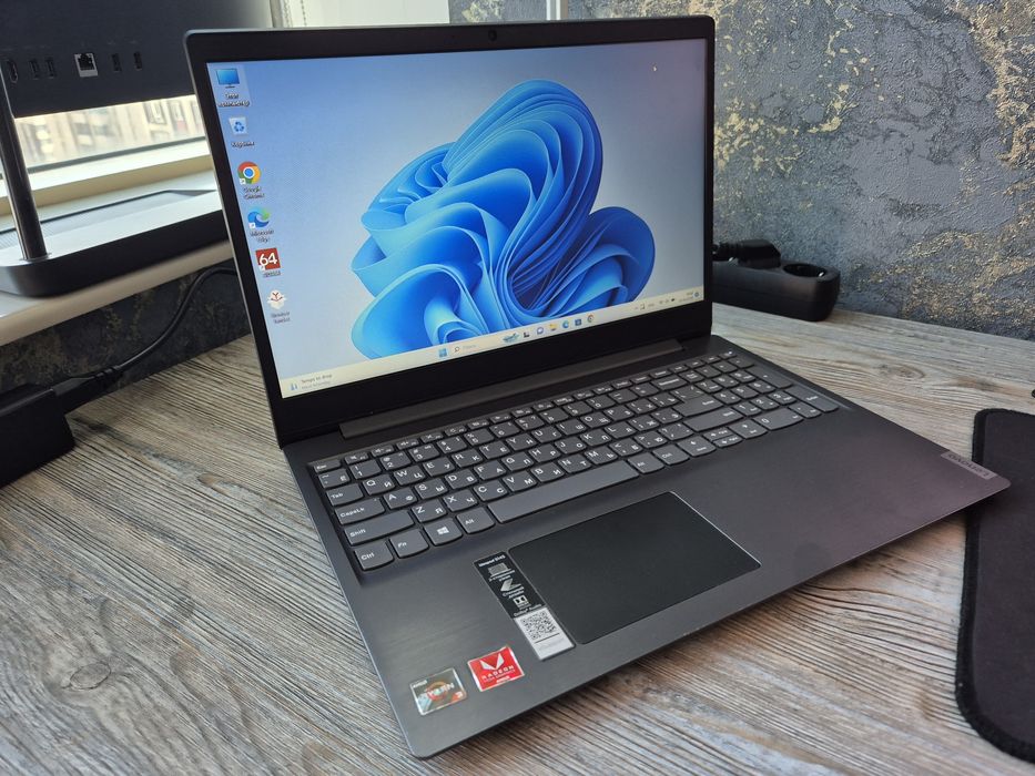Lenovo Ryzen3 для работы S145-15API