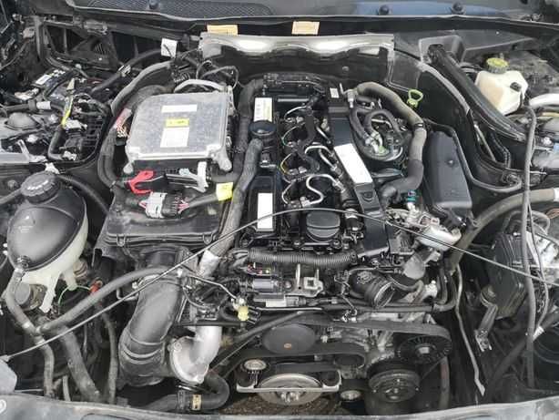Dezmembrez Mercedes GLK/200/220/250/320/350CDI/AMG/usa/haion/bara/jante/interior/cutie/motor/cutie/faruri/stopuri/grila/trapa