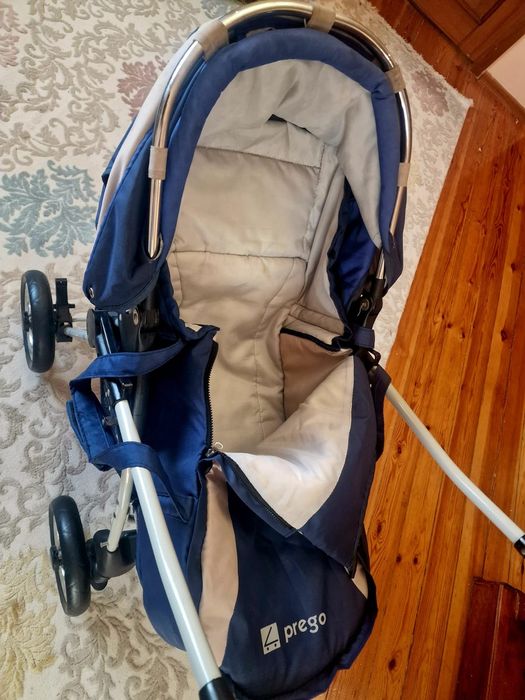 Детская коляска.