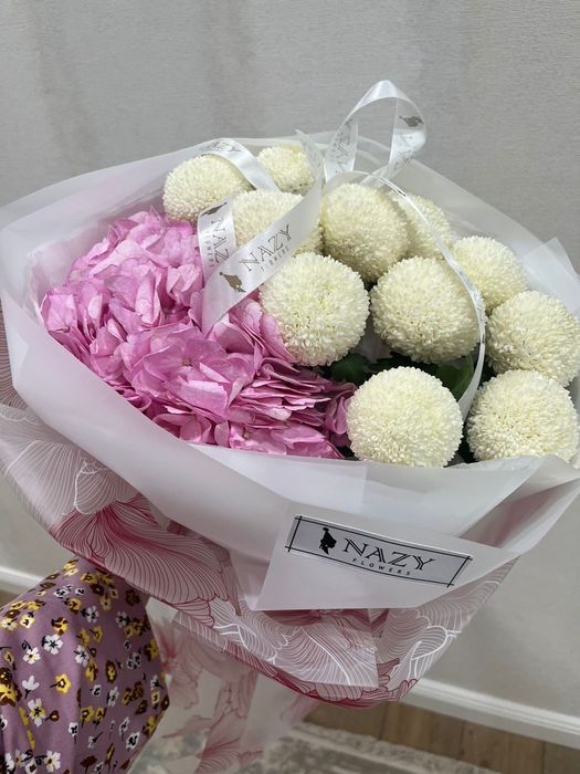 Живые цветы красивые