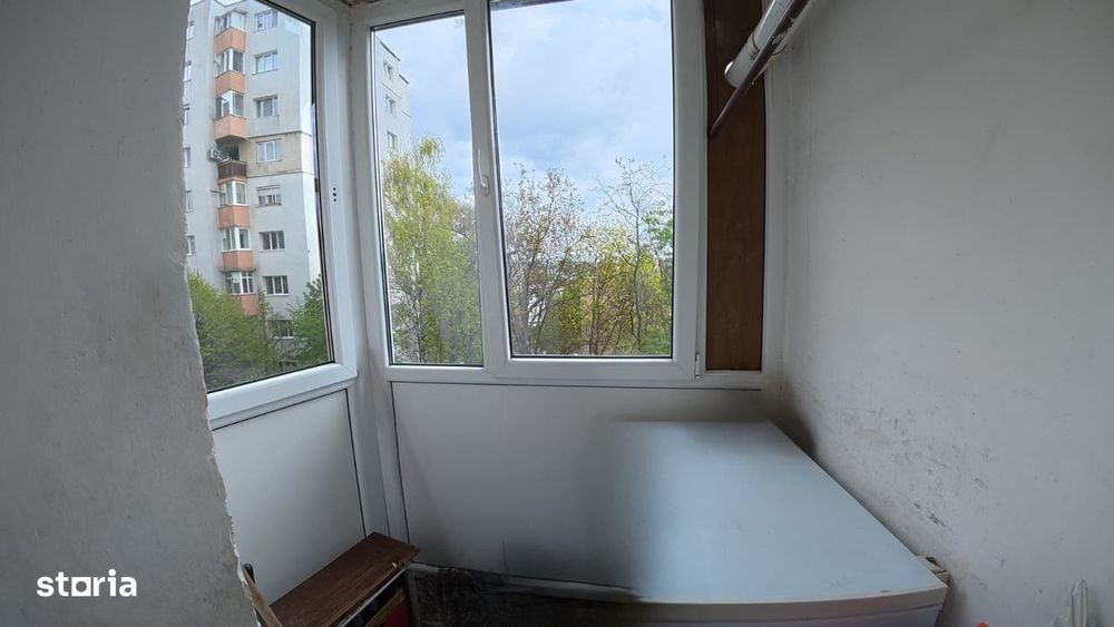 Apartament 4 cam, decomandat, et intermediar, zona Mehedinti