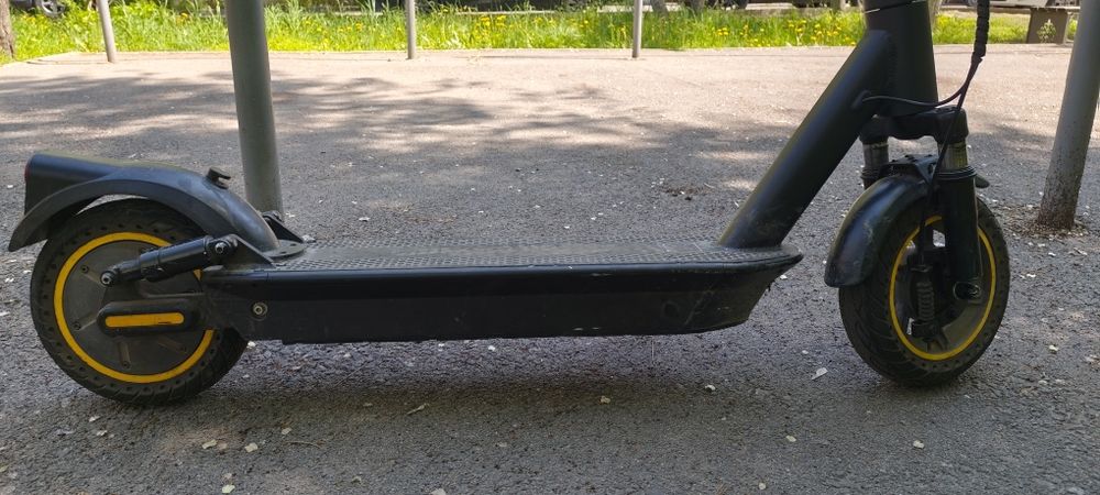 Электросамокат AOVOPRO