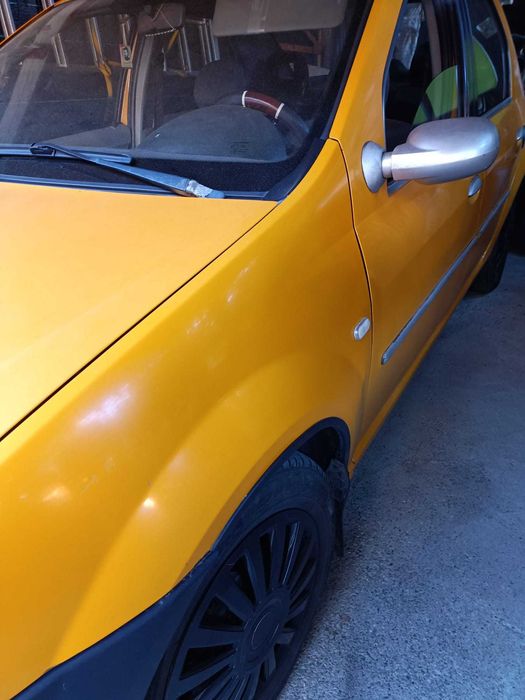 Dacia Logan 1.4 Benzină (2006) - Funcțională / Pentru piese sau dezmembrări