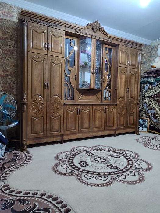 Shkaf Tremo ideal holatda