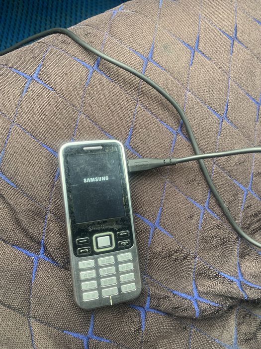 Продам телефон Самсунг С3332