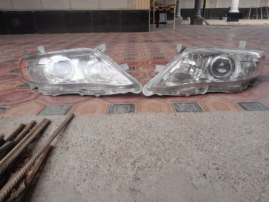 Тайота камри 45 фара