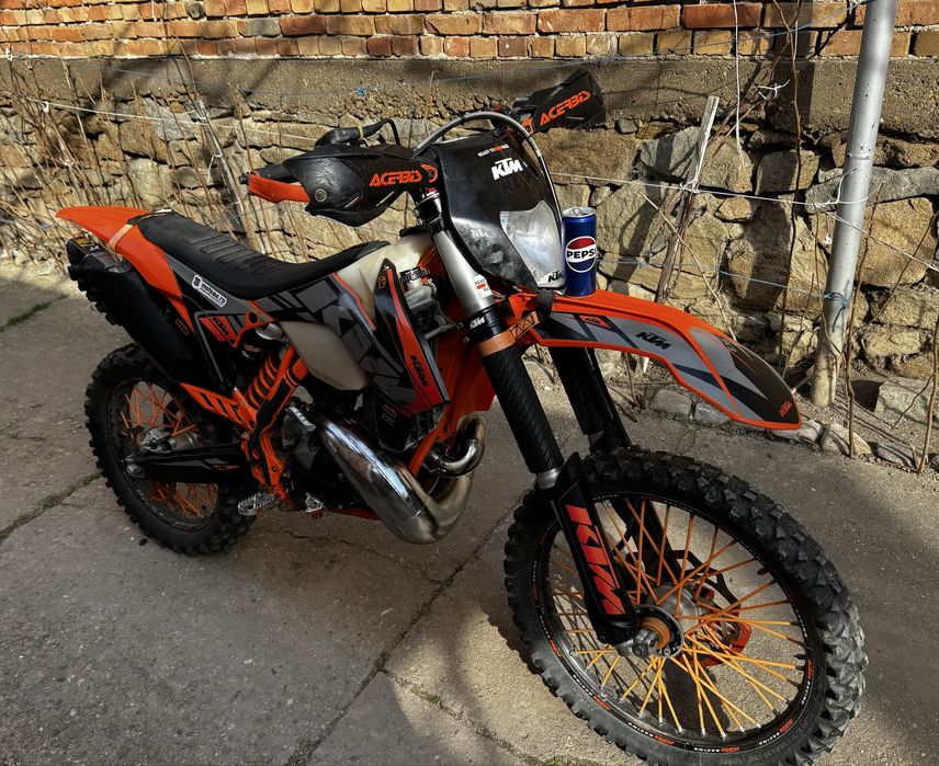 Vând KTM 250 EXC 2T 2016 înmatriculată!