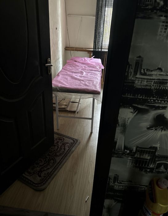 Кушетка упаковока еще не снято как новый