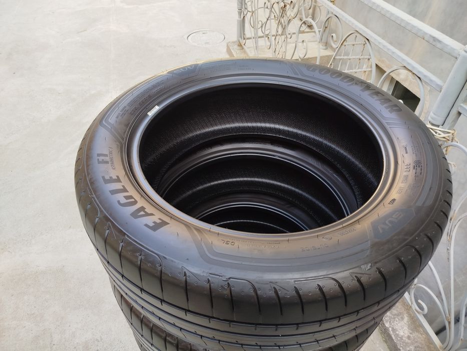 235 55 R19 Shina Good Year