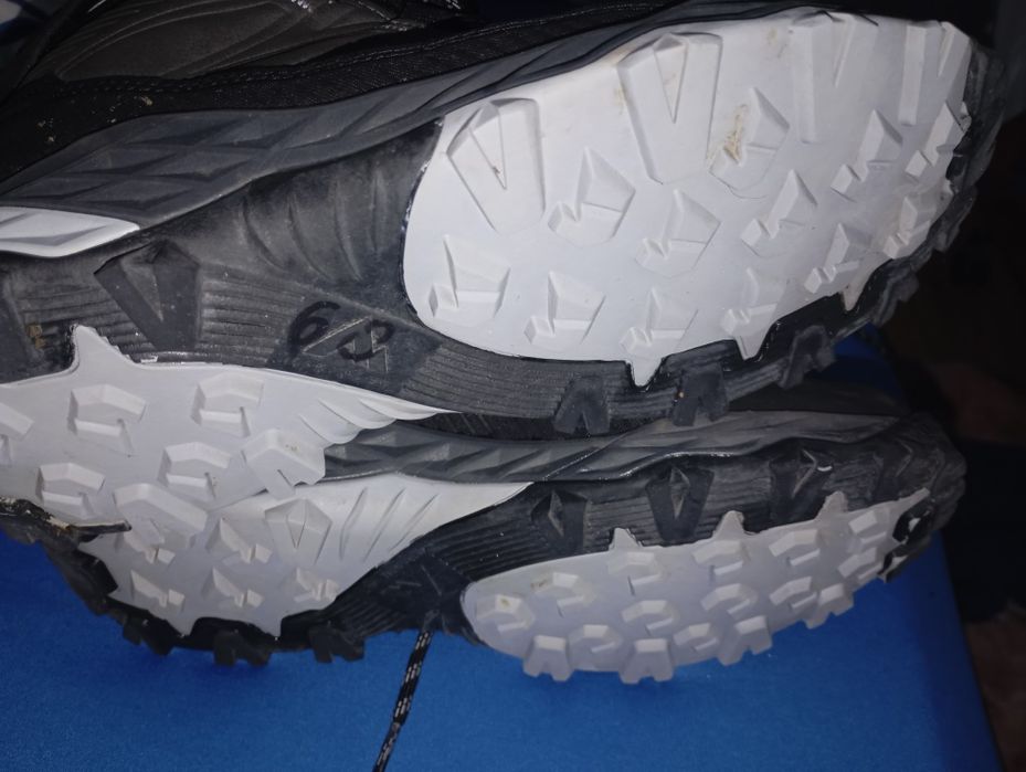 Ptr barbați, ghete iarna marca MC Kinley absolut noi,proveniență UK.