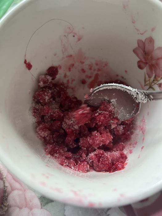 Малина  домашняя со соего огорода