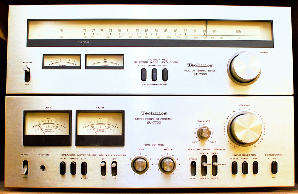 Интегральный  усилитель Technics SU 7700