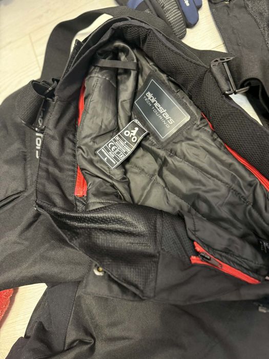 Екип Alpinestars размер L.