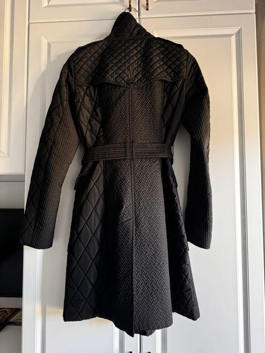 Geaca neagra Burberry