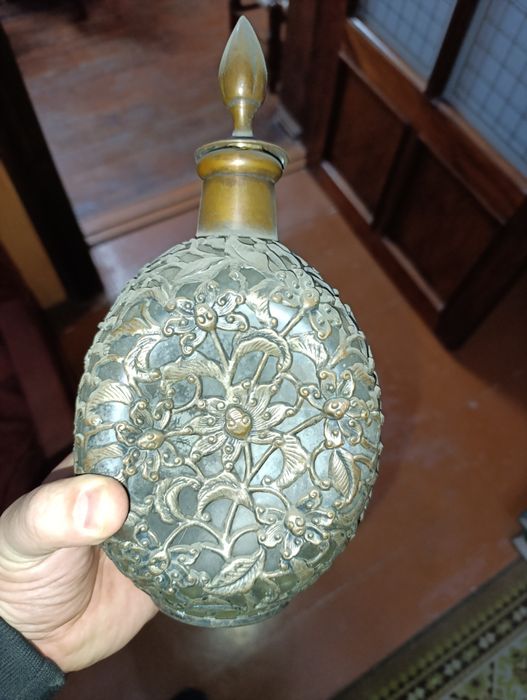 Флакон для духов