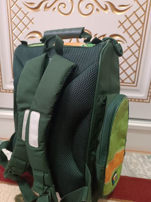 Продам сумку для школьника